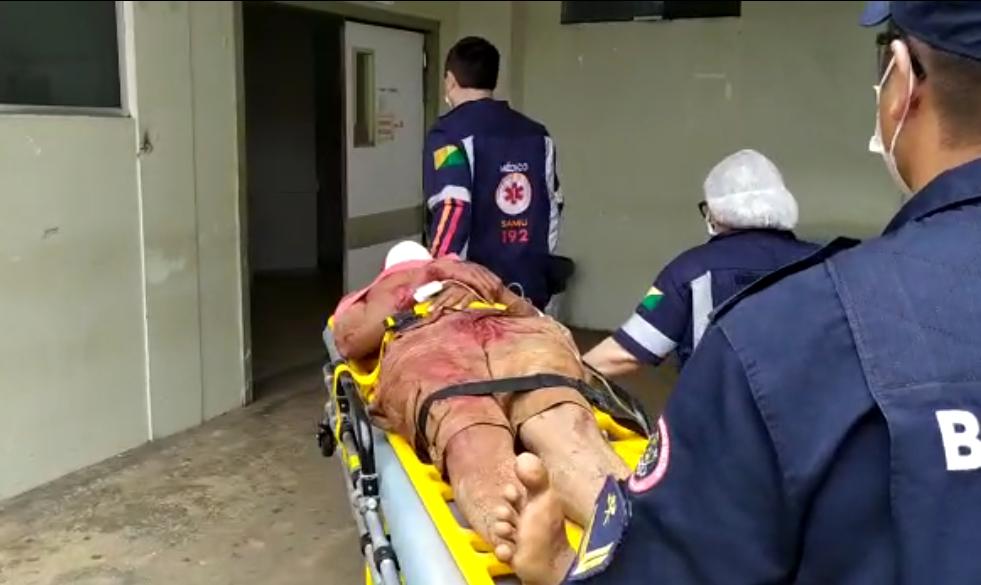 Criminoso é atropelado e agredido após realizar assalto na BR-364