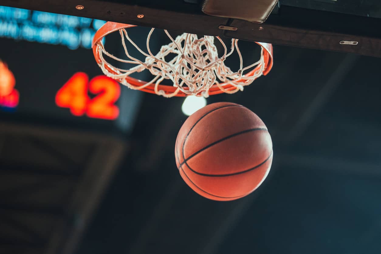 LNB define protocolo médico e decisão sobre NBB sai em 4 de maio