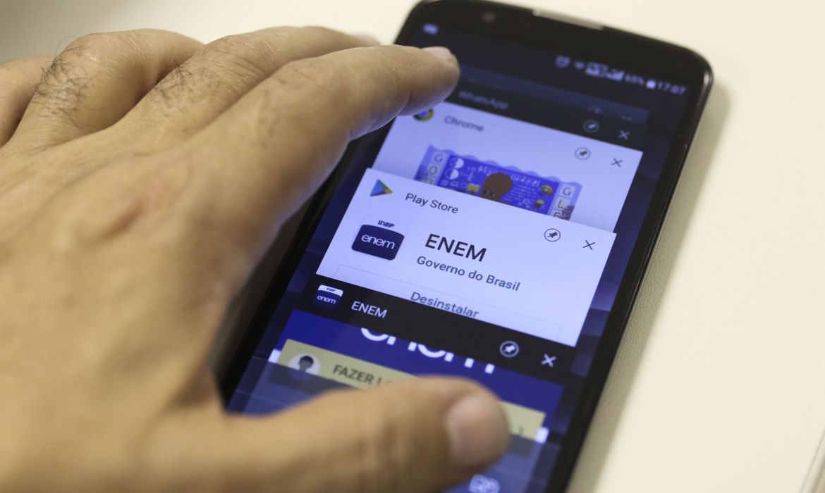 Inep adia Enem digital para 22 e 29 de novembro