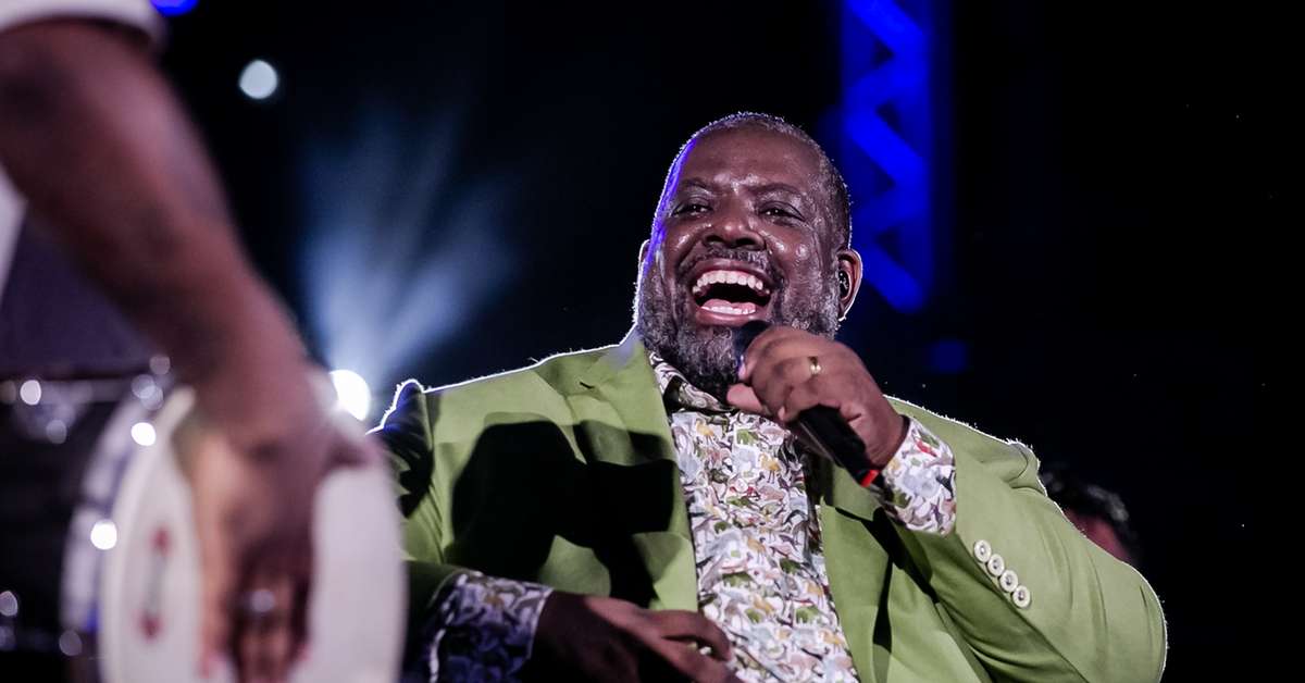 Web aguarda live de Péricles e Bruno & Marrone: “Afia o chifre”