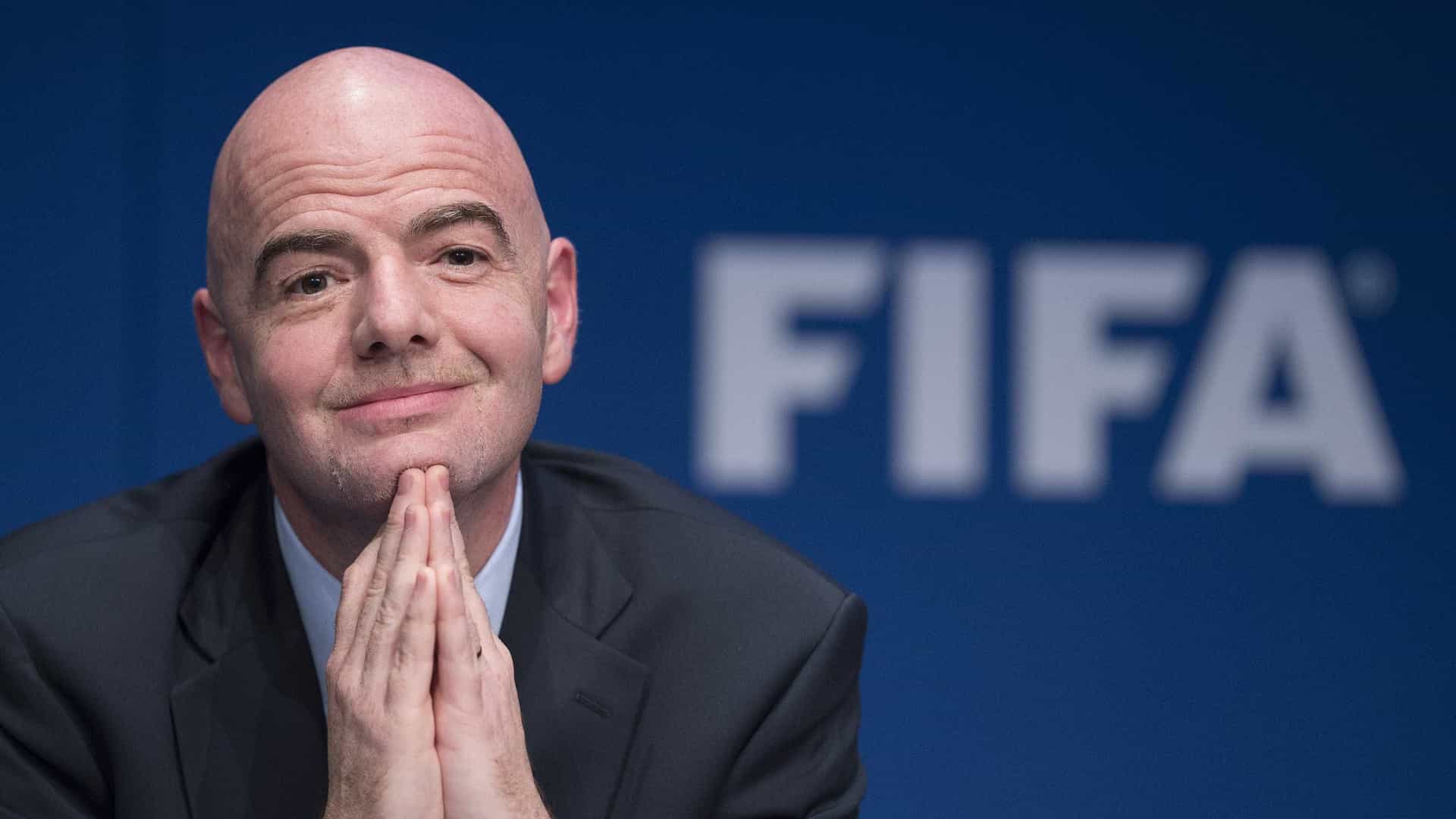 Presidente da Fifa é suspeito de tentar interromper investigação