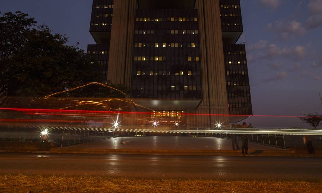 Justiça Federal determina que bancos suspendam cobrança de consignados para aposentados por quatro meses