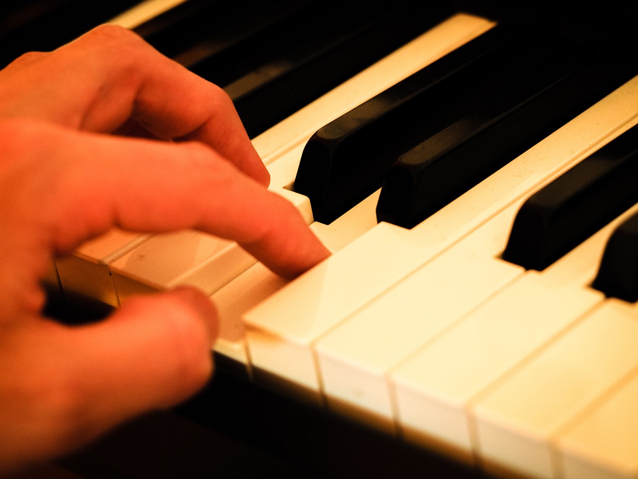 Interesse em aprender música na internet cresce no período da quarentena