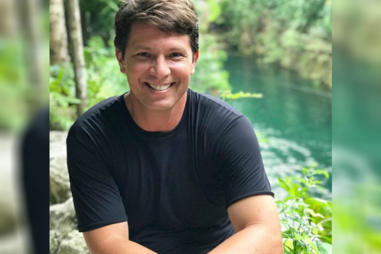 Ator Mário Frias pode substituir Regina Duarte na Secretaria de Cultura