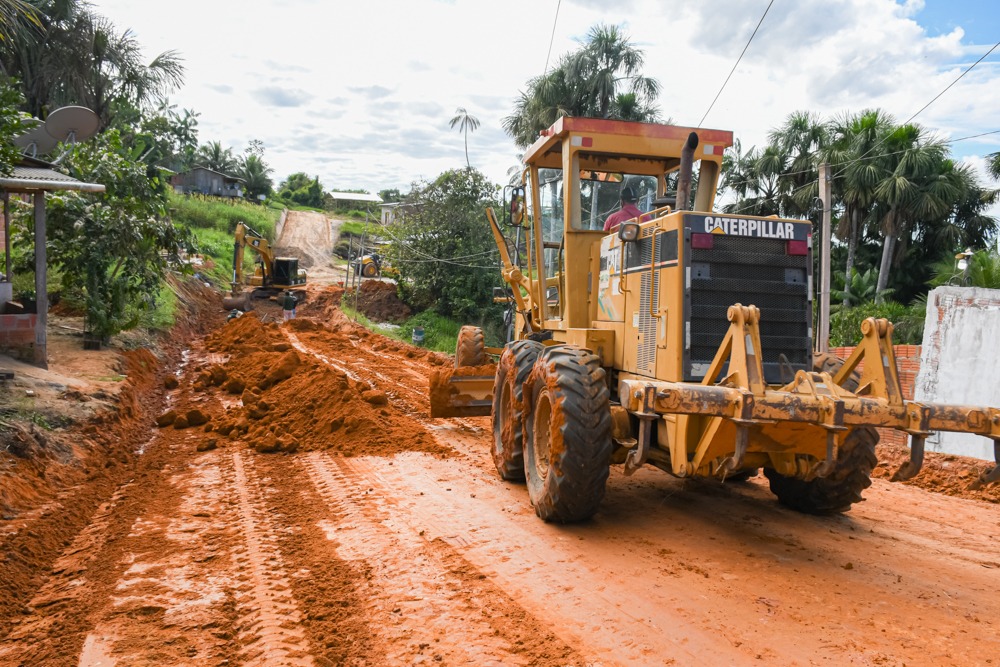 Prefeitura de Cruzeiro do Sul inicia obras na Rua Amazonas no bairro do Cruzeirão