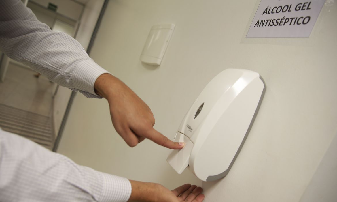 Aberto edital para doações de material médico à Universidade Federal do Acre
