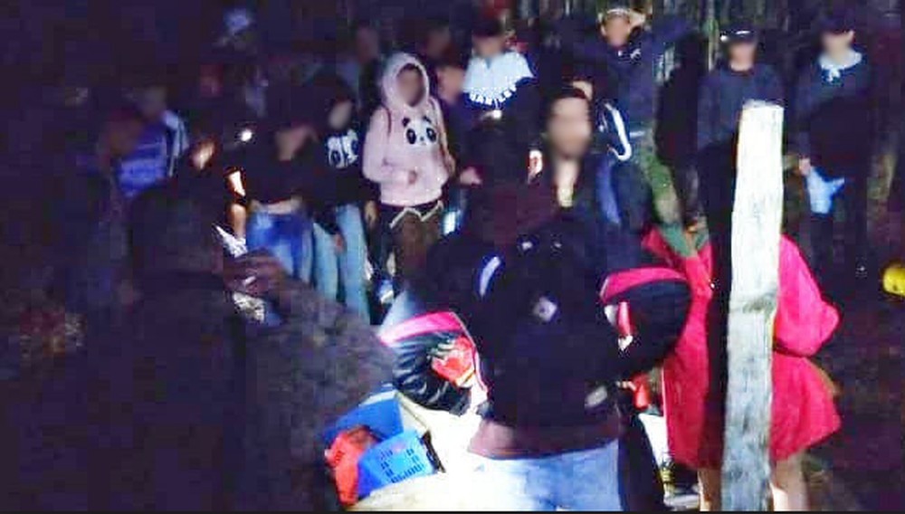 Polícia Militar fecha baile funk com mais de 150 pessoas