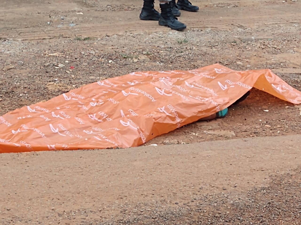 Policial à paisana mata um e deixa outro ferido ao reagir a assalto em Rio Branco