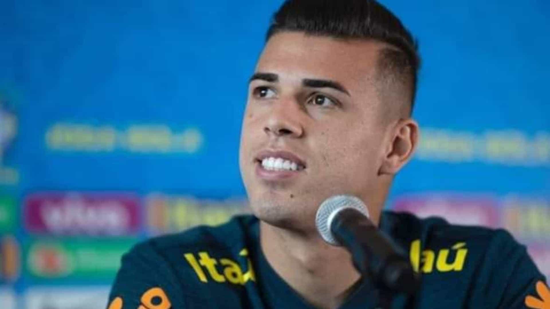 Goleiro da seleção, Ivan lamenta adiamento dos Jogos