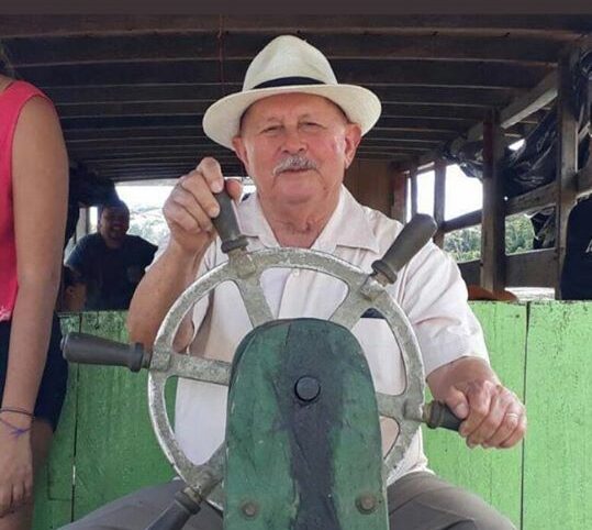 Morre em Rio Branco Chico Barbeiro, mais uma vítima do coronavírus