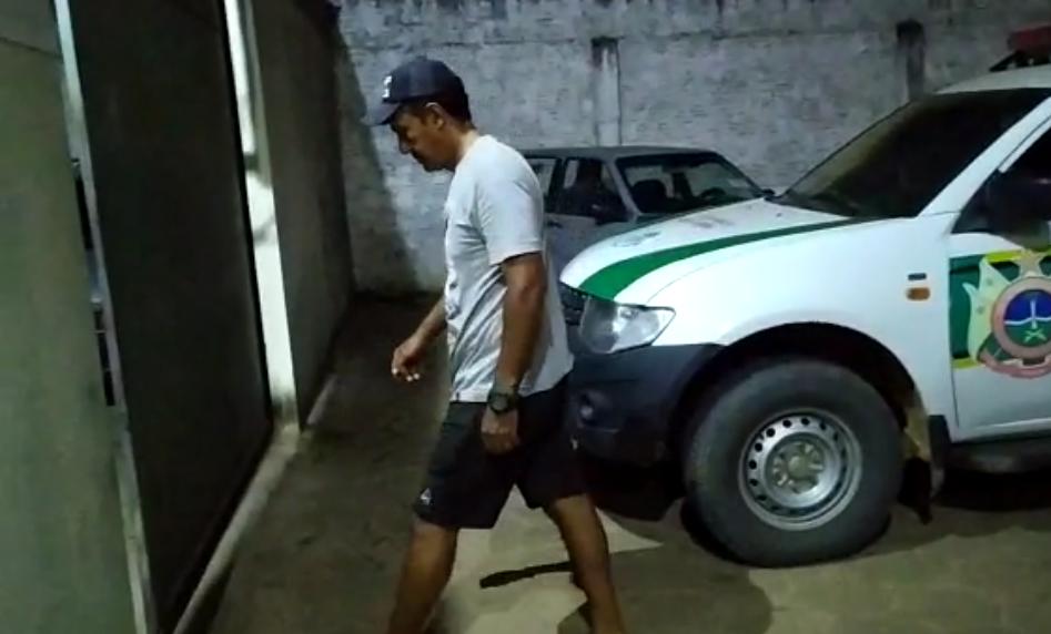 Homem é preso com madeira ilegal que seria usada pra construir casa de ‘religioso’