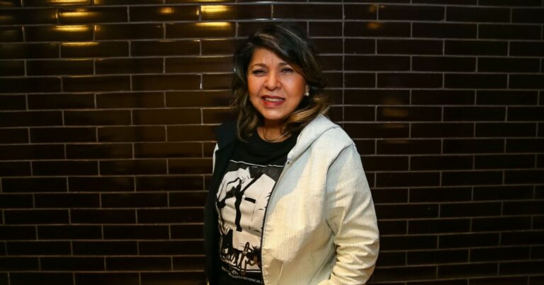 Roberta Miranda, Tássia Reis e Loubet: veja lives desta sexta-feira