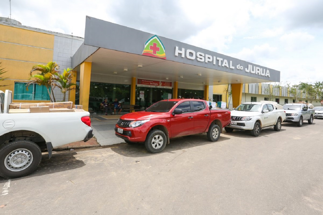 Hospital do Juruá registra 10 altas médicas de covid-19 em apenas um dia