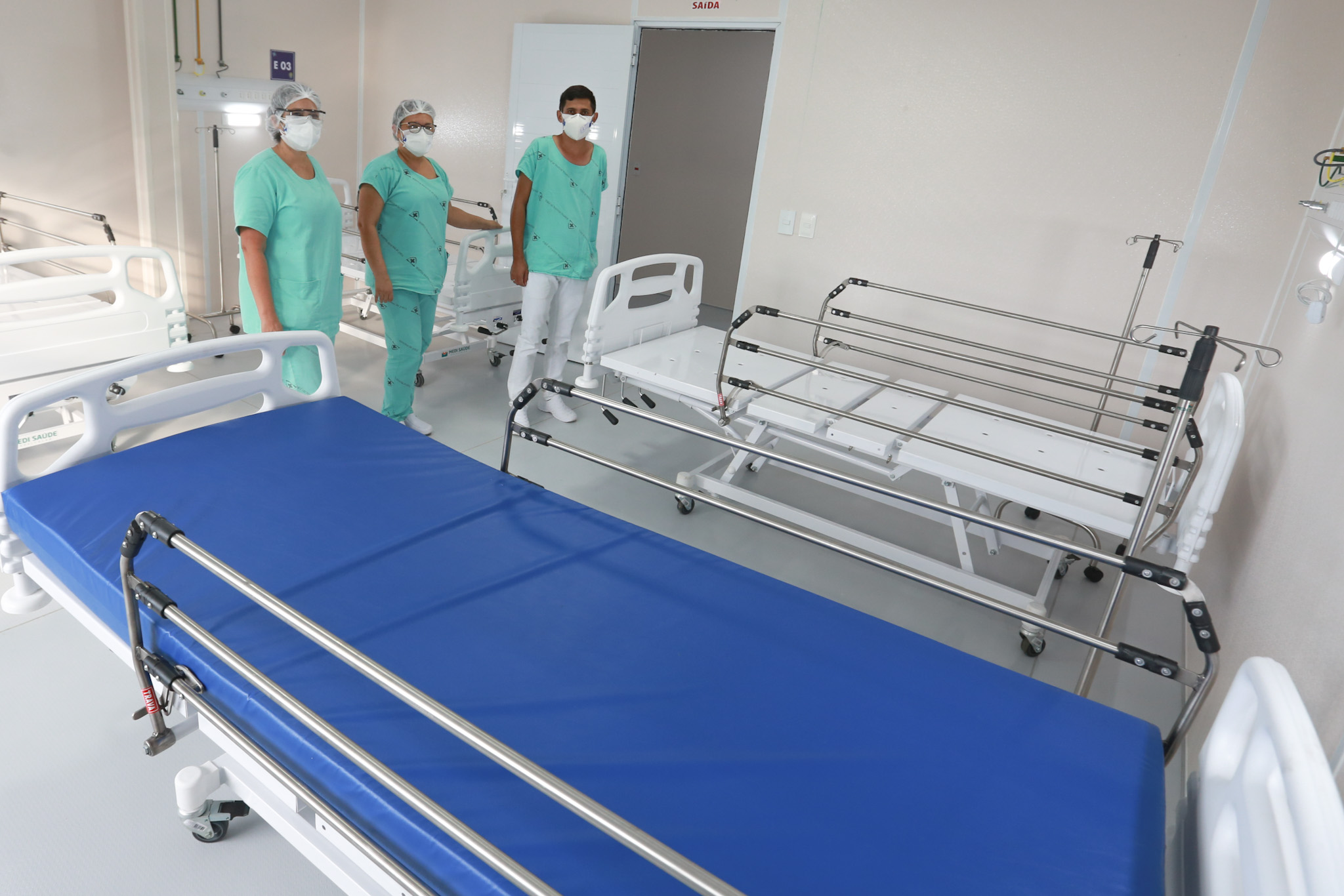Hospital de campanha de Cruzeiro do Sul recebe primeiros equipamentos