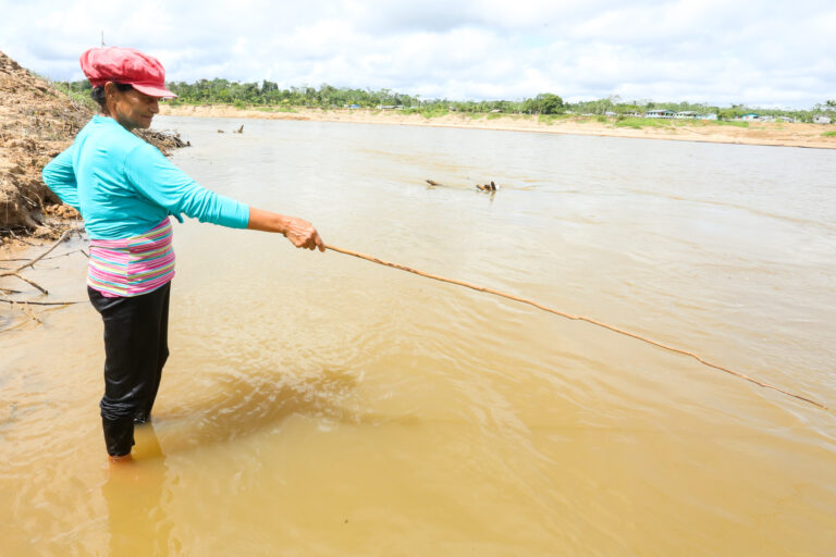 Governo Lula vai conceder auxílio de quase R$ 3 mil para pescadores do Acre em razão da seca