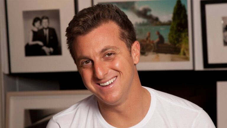 Luciano Huck já tem data para sair da Globo e disputar corrida presidencial