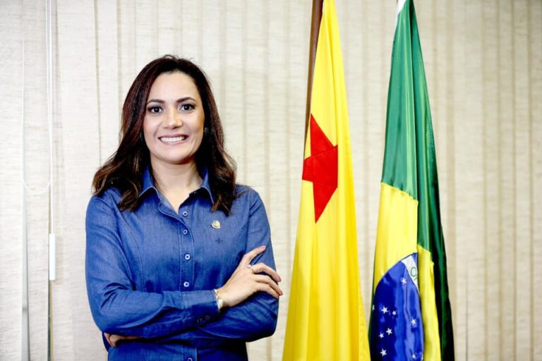 Senadora Mailza Gomes parabeniza Rio Branco pelo aniversário de 138 anos