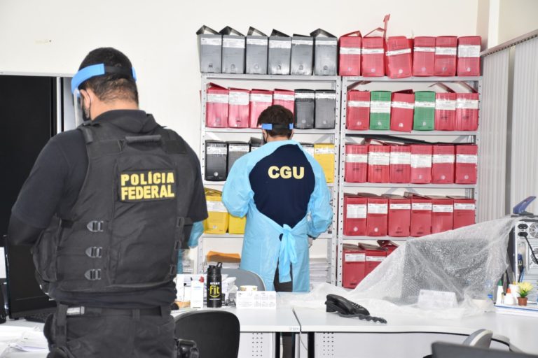 PF cumpre 85 mandados em prefeituras do AC por superfaturamento em remédios