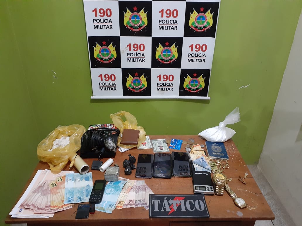 PM prende trio e desmonta laboratório de drogas no interior do Acre