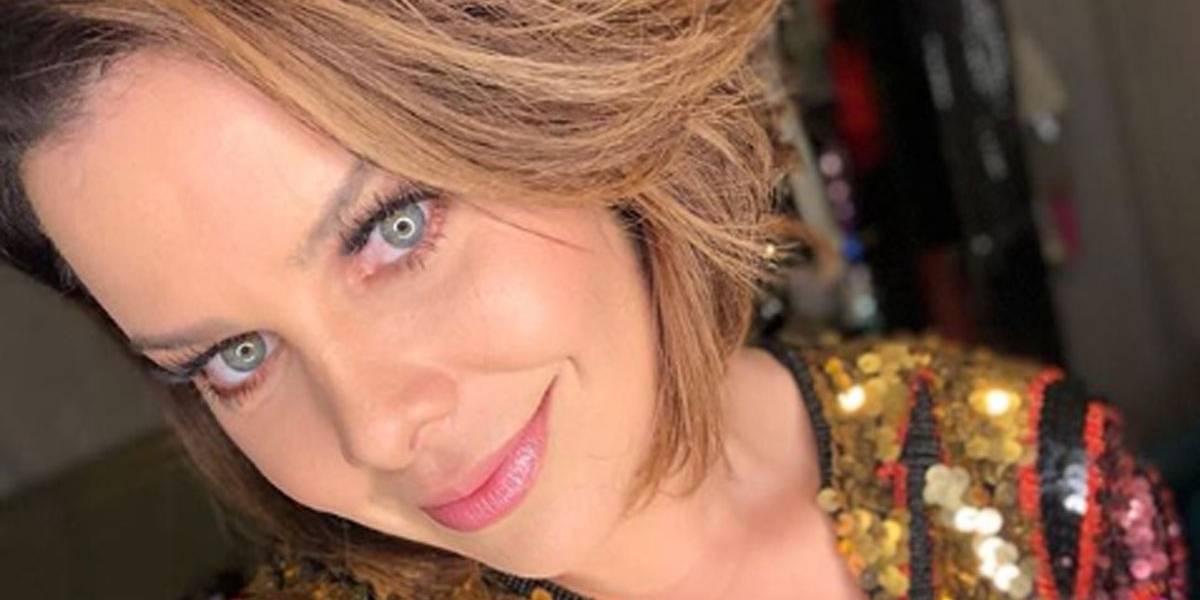 Fernanda Souza surpreende e começa a estudar filosofia e física quântica