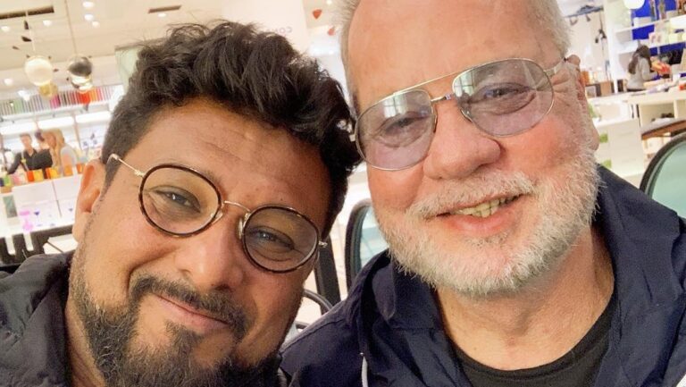 Luiz Fernando Guimarães conta que ele e o marido criam 16 cães no sítio do casal 