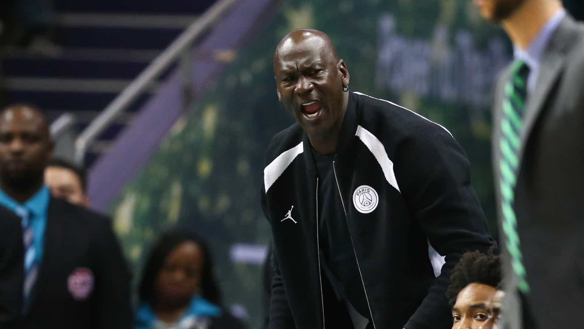 Basta, diz Michael Jordan em reação à morte de George Floyd