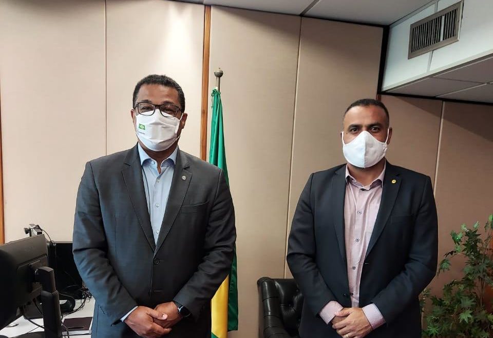 Em Brasília, prefeito Ilderlei articula construção do primeiro complexo habitacional predial de CZS