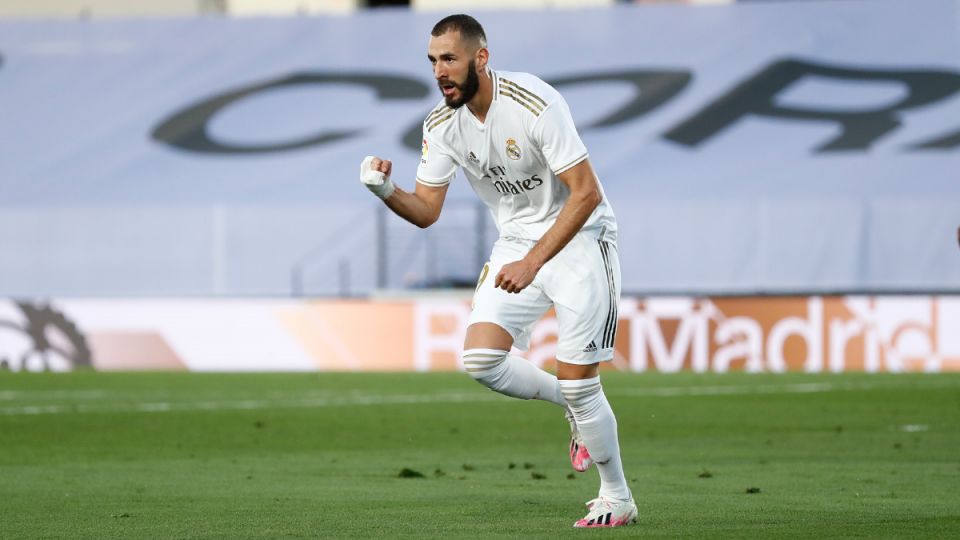 Com gols de Benzema, Real Madrid vence e conquista o Campeonato Espanhol