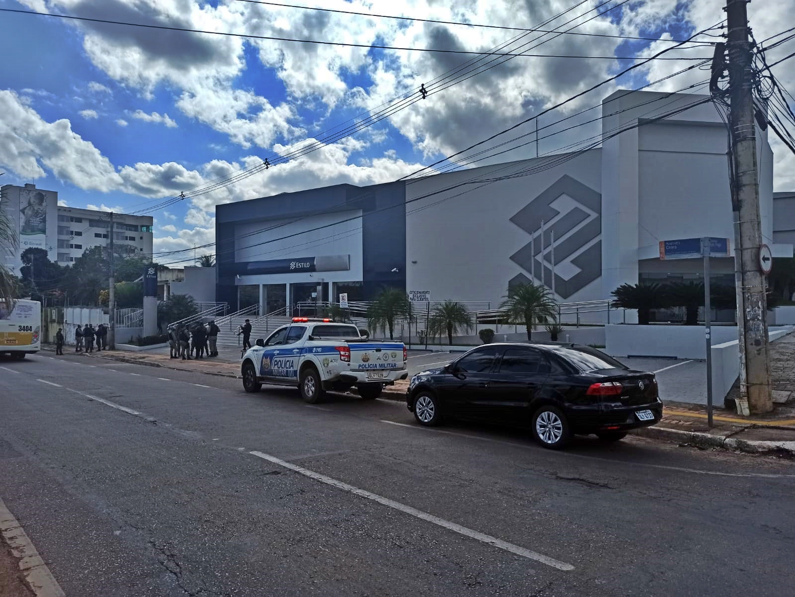 Possível roubo em andamento é registrado em Banco do Brasil da Capital; polícia está no local