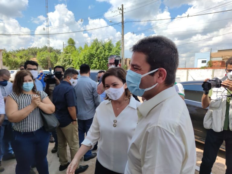 No Acre, Gladson Cameli sanciona lei que destina a educadores até R$ 6,3 mil para aquisição de equipamentos