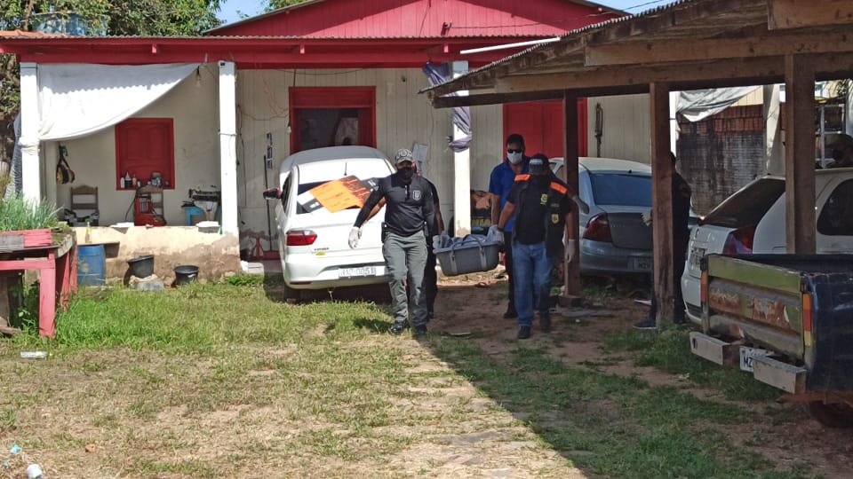 Vizinhos encontram corpo de mecânico amarrado e com marcas de tiros em Rio Branco