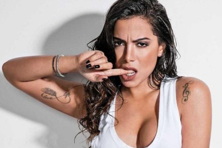 Em entrevista, Anitta relembra sexo a três: “O namorado não queria”