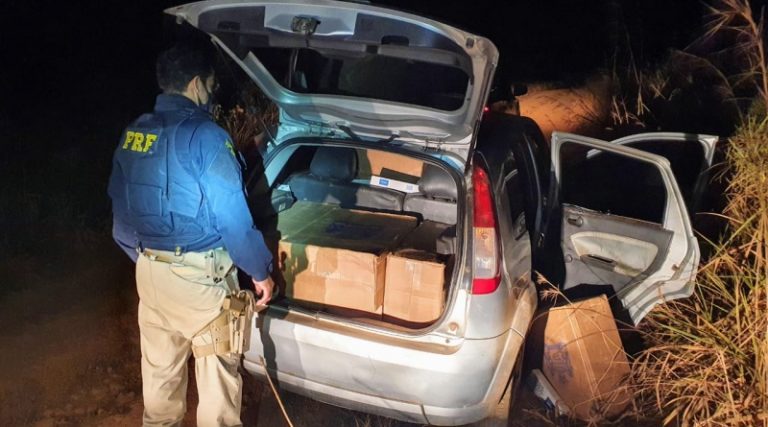 No AC, PRF apreende 9 mil carteiras de cigarros contrabandeados da Bolívia