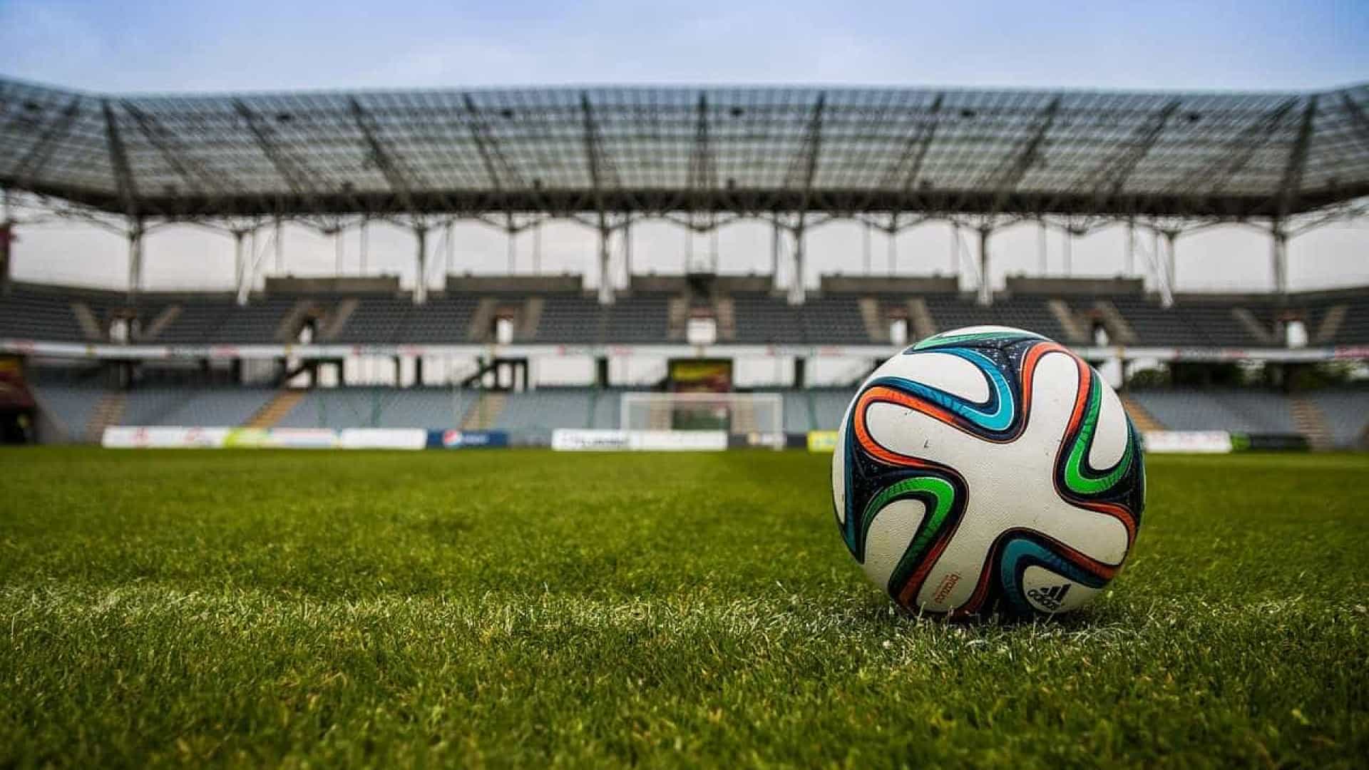 Vasco anuncia que fará transmissão de jogo-treino nesta quarta na web