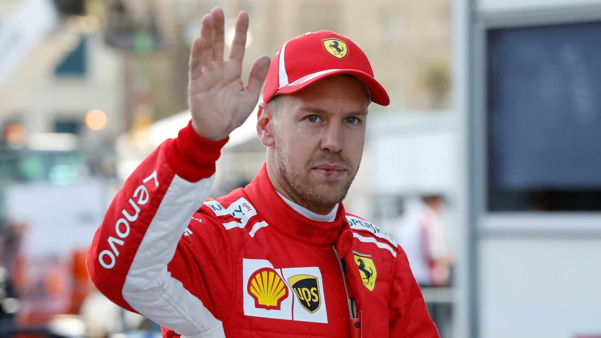 Vettel confirma conversa com a Renault e que aceitaria vaga na Red Bull