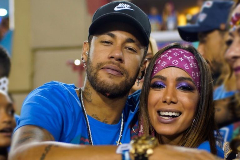 Anitta publica vídeos coladinha com Neymar em Ibiza