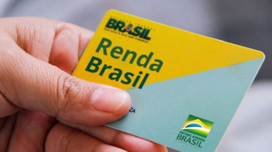 Guedes anuncia o valor do Renda Brasil, o novo Bolsa Família; veja quanto