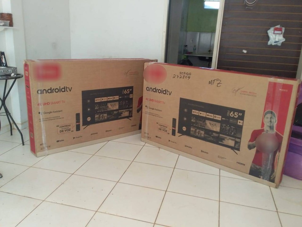 Grupo é preso por usar cartões de vítimas para comprar celulares e TVs