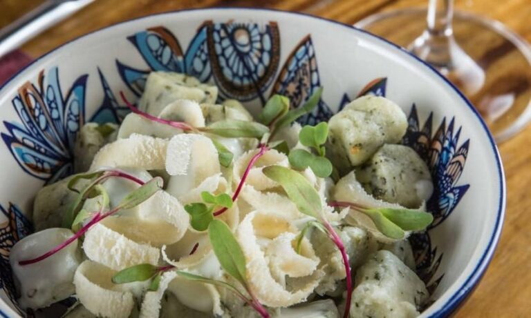 Dia 29 é dia de comer nhoque: receitas e versões que vão de ricota a banana-da-terra