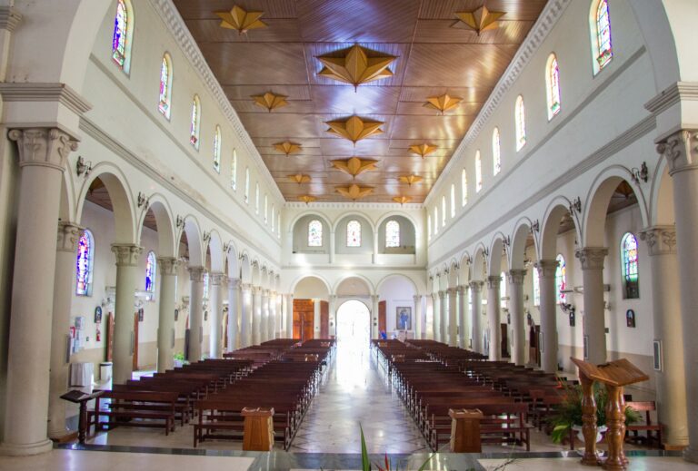 Atendendo recomendações, missas presenciais voltarão a ser celebradas na Diocese