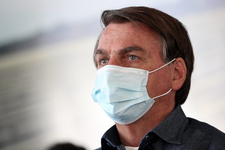 Jair Bolsonaro fará cirurgia para retirada de cálculo renal, em setembro