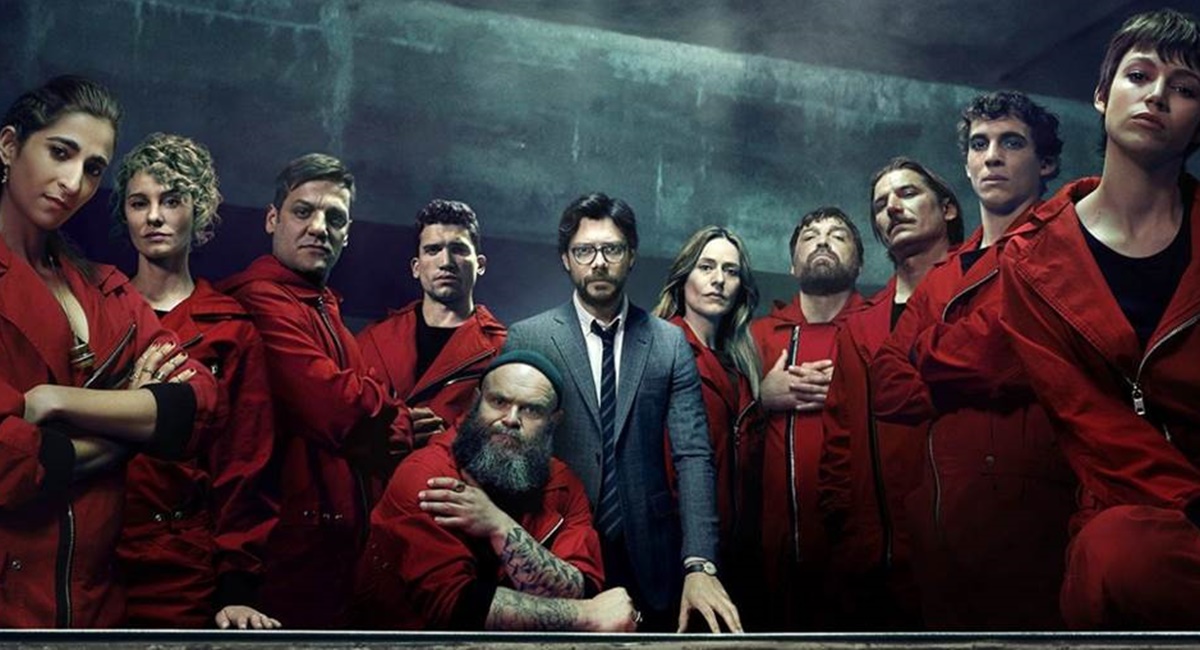 Estrela de La Casa de Papel, coloca bumbum para jogo e mostra corpo sarado