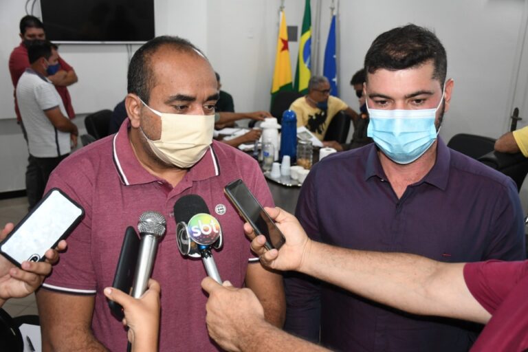 Governador em exercício, Nicolau Júnior visita novo prefeito de Cruzeiro do Sul