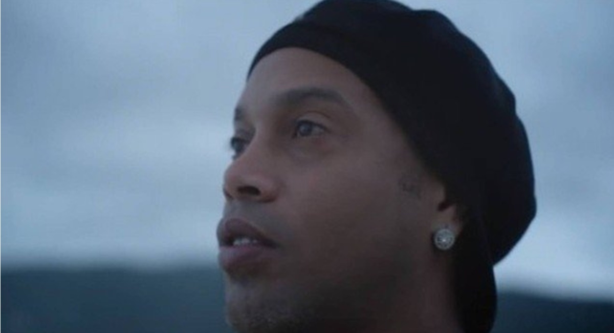 Ronaldinho divulga teaser de filme autobiográfico e agradece apoio dos fãs