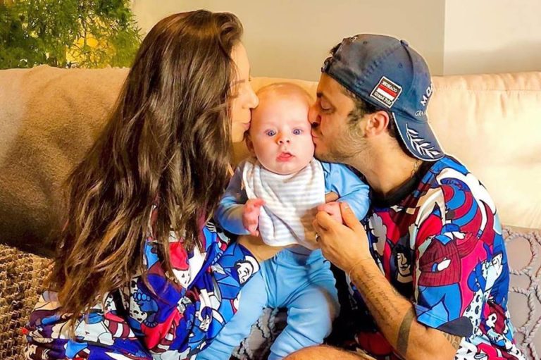 Thammy revela vontade de ter mais filhos: “Acho legal ter irmãos”