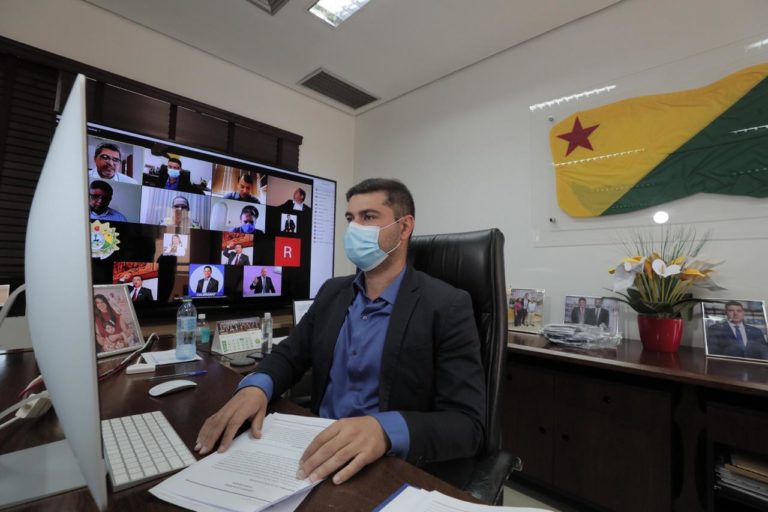 Nicolau JĂșnior defende decreto das igrejas: “EstĂŁo seguindo todas as normas”Â