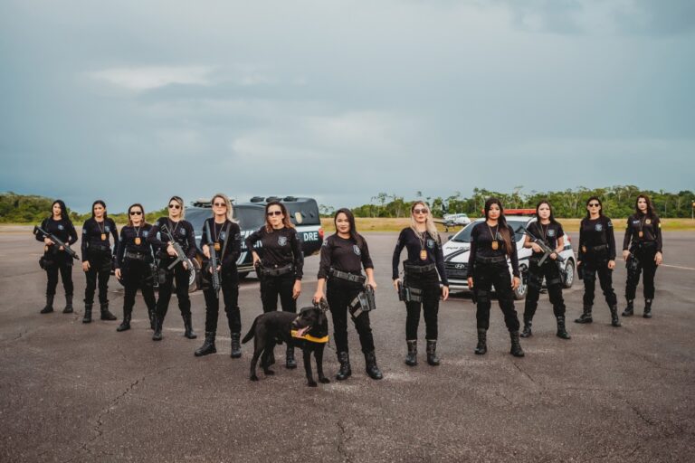 Mulheres policiais civis de Cruzeiro do Sul