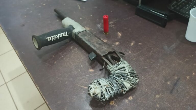 PM apreende adolescente com escopeta feita com cabo de furadeira