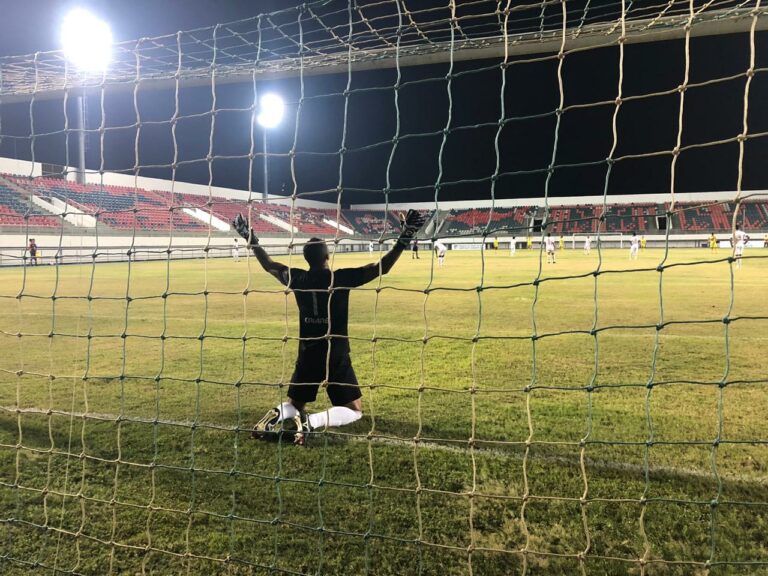 Ao ContilNet, Bruno diz que esperava por retorno ao futebol há 9 anos “Momento único!”