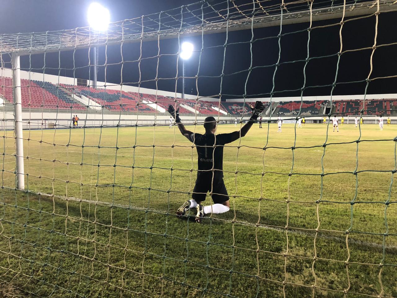 Bruno no Arena Acreana, AC em fase amarela, frio intenso e outras; mais lidas
